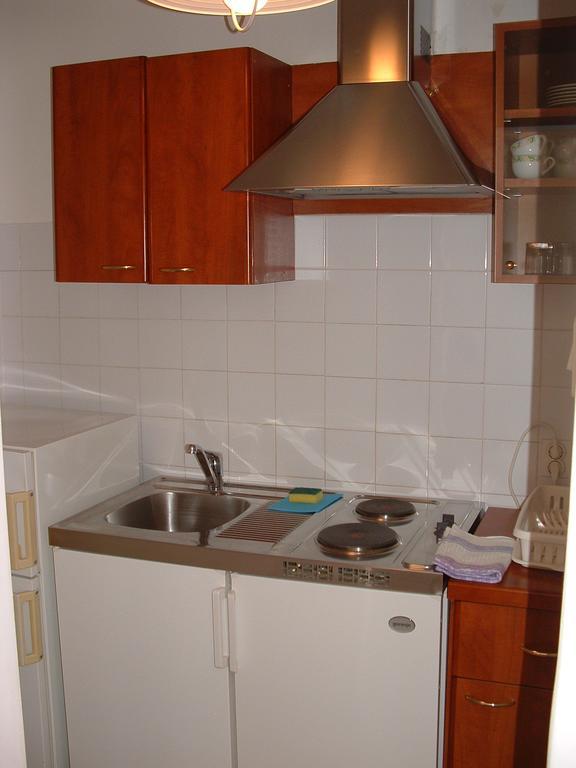 Apartments Mladina มีมิตเซ ภายนอก รูปภาพ